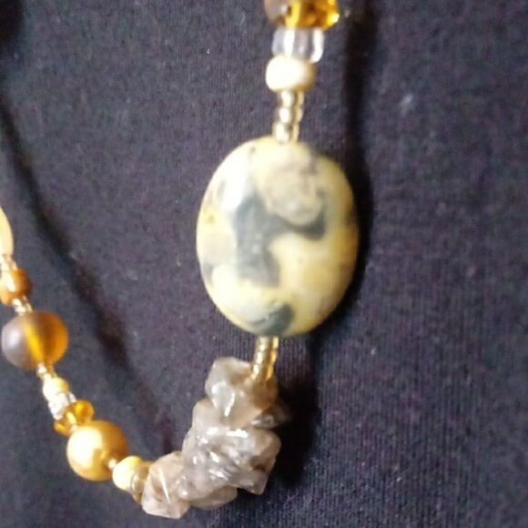 5/$25 Pretty 36" Necklace   - Picture 4 of 5